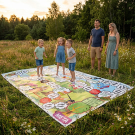 Wyprawa do Lasu.  GRA  XL - 240  x 137 cm.